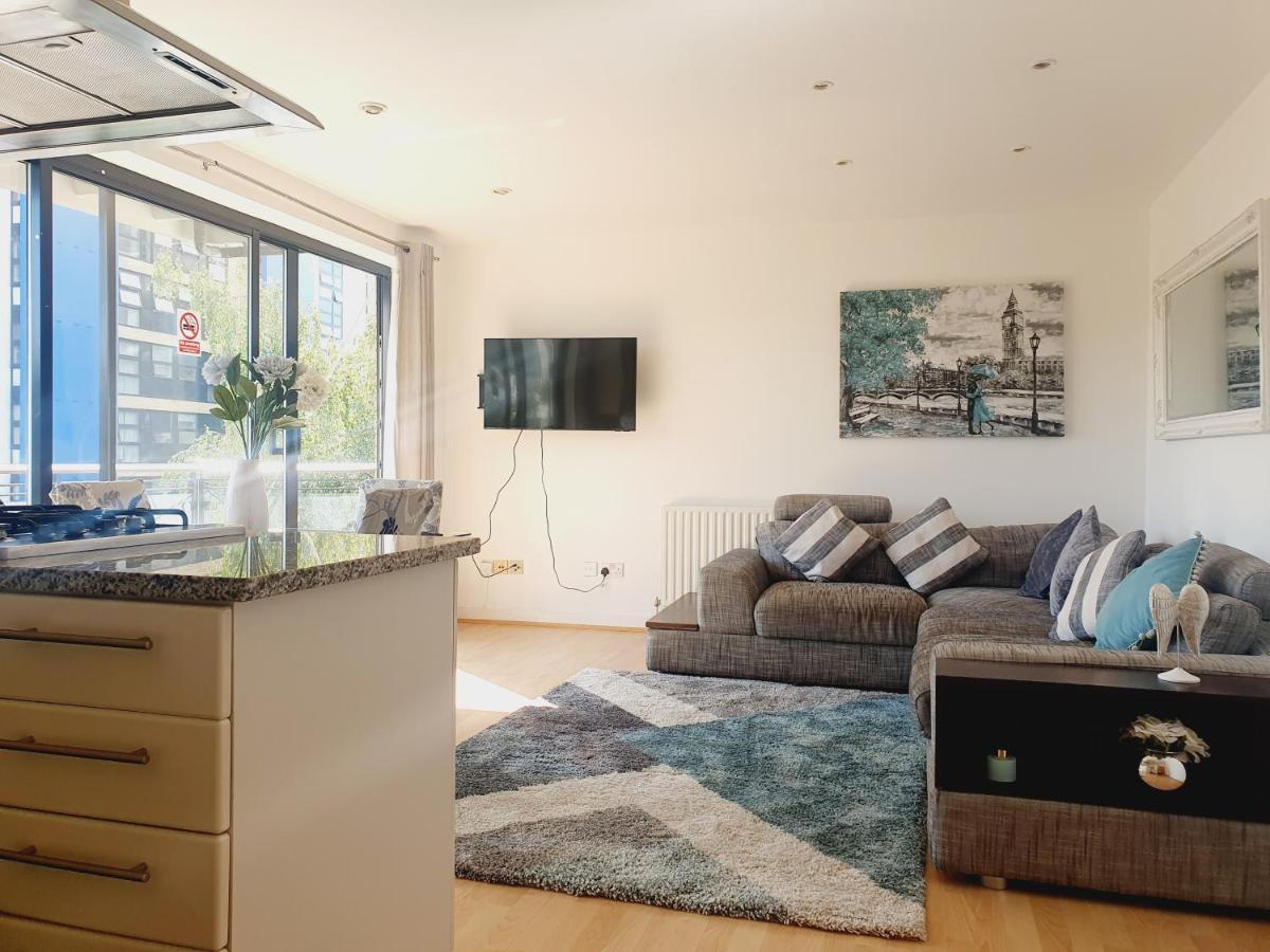 Luxury Canary Wharf Apartment With Free Parking London Eksteriør bilde